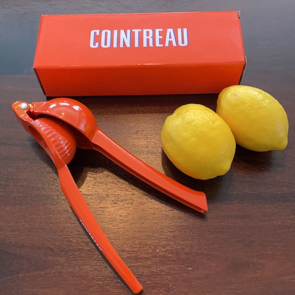 COINTREAU citrus squeezer - Picture 4 of 5